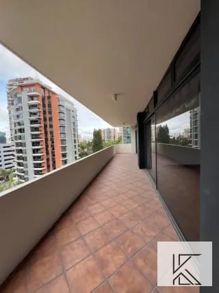Apartamento Boutique en prestigioso edificio en zona 10 — Apartamento en Venta en Zona 10, Guatemala, Ciudad — miniatura 5 de 13