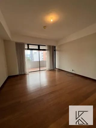 Apartamento Boutique en prestigioso edificio en zona 10 — Apartamento en Venta en Zona 10, Guatemala, Ciudad — miniatura 4 de 13