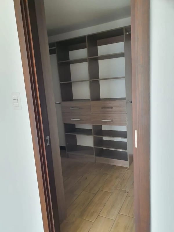 Apartamento en Venta   - FERRARA Zona 10 — Apartamento en Venta en Ferrara 10, Zona 10, Guatemala, Ciudad — foto 6 de 10