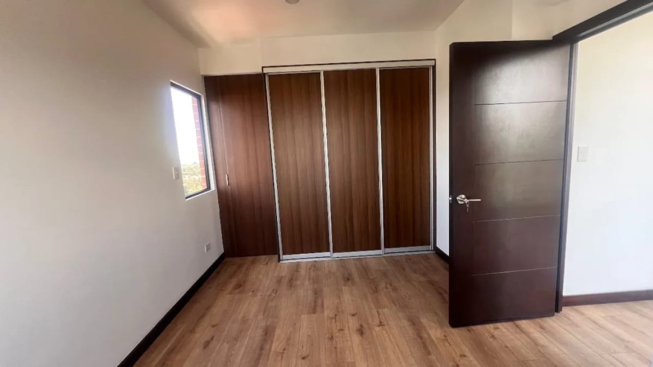 Alquiler de Apartamento Vista Hermosa II zona 15 — Apartamento en Alquiler en Zona 15, Guatemala, Ciudad — foto 6 de 11