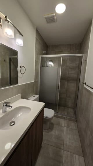 Se Vende Apto. Edificio Casa Acueducto. Nivel medio. — Apartamento en Venta en Casa Acueducto, Zona 10, Guatemala, Ciudad — miniatura 15 de 17