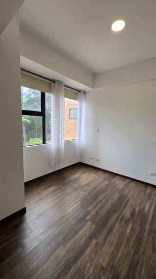 Se Vende Apto. Edificio Casa Acueducto. Nivel medio. — Apartamento en Venta en Casa Acueducto, Zona 10, Guatemala, Ciudad — miniatura 16 de 17