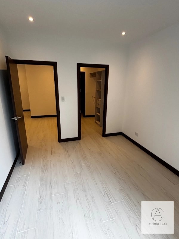 Apartamento en venta en Spazio, zona 15 - 9