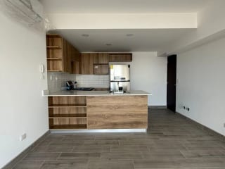 Apartamento para estrenar en Z 5 . Línea blanca completa y aires acondicionados — Apartamento en Alquiler en Zona 5, Guatemala, Ciudad — miniatura 1 de 11
