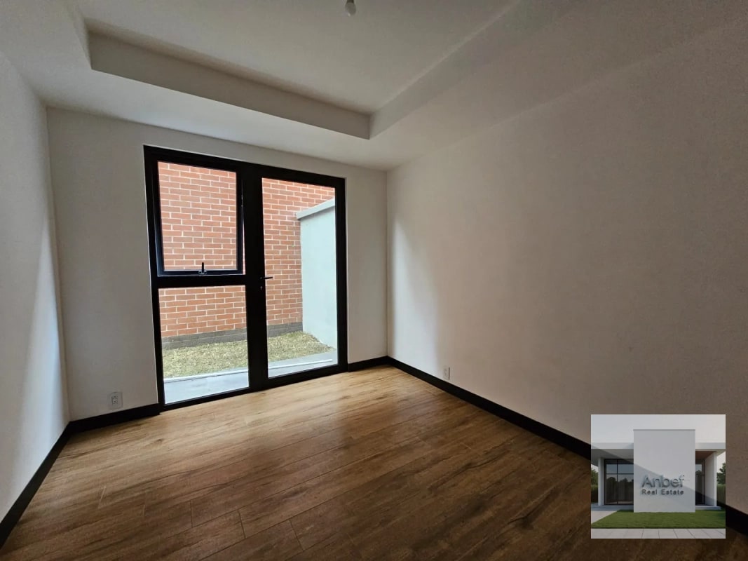 ALENA Venta Apartamento 3 Dormitorios, con Jardín en VH2 Zona 15 - 9