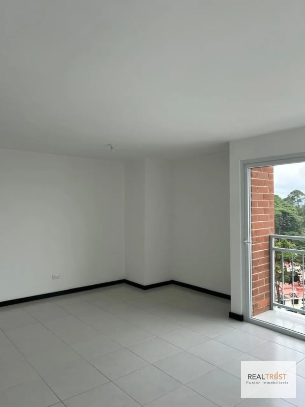 Apartamento en renta San Mateo zona 7 - 10