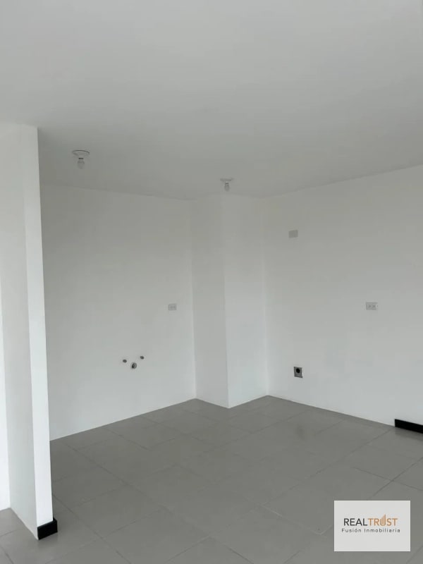 Apartamento en renta San Mateo zona 7 - 2