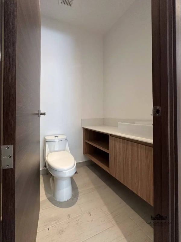 APARTAMENTOS EN VENTA ZONA 15 - 9