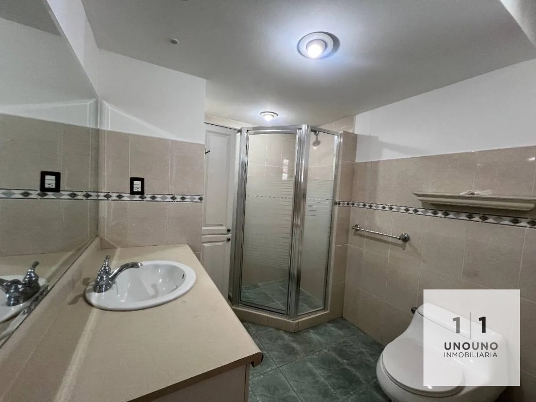 Apartamento en venta en zona 10 - 8