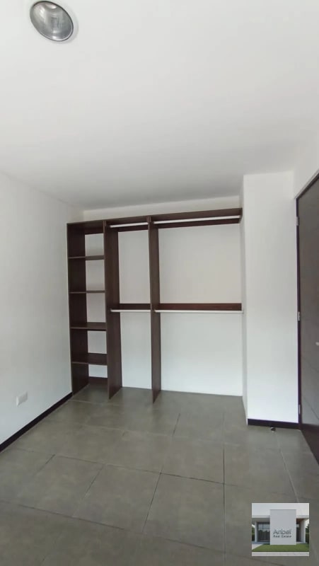 CASA TRES, Apartamento en Venta de Un Dormitorio en Zona 3 - 4