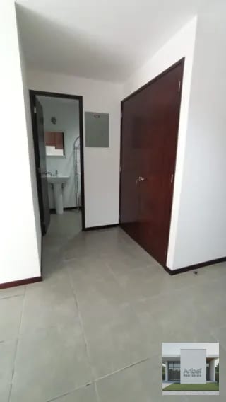 CASA TRES, Apartamento en Venta de Un Dormitorio en Zona 3 — Apartamento en Venta en Zona 3, Guatemala, Ciudad — miniatura 3 de 8