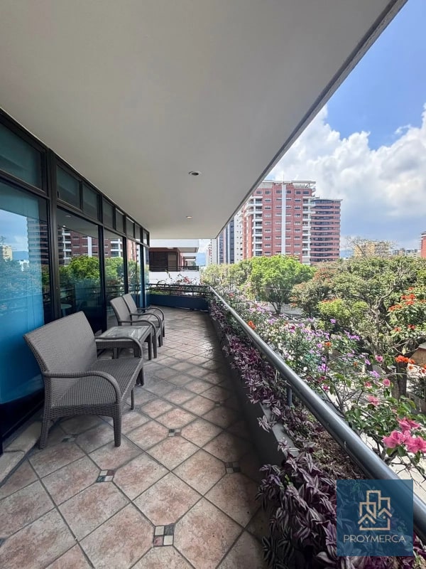 Apartamento amueblado en alquiler, Edificio L´Excellence, Zona 14 Las Américas - 2