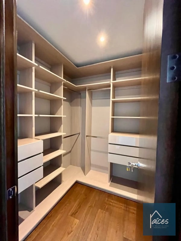 Apartamento en renta en SANTA SOFIA 7AVE Zona 10 (*20) - 4