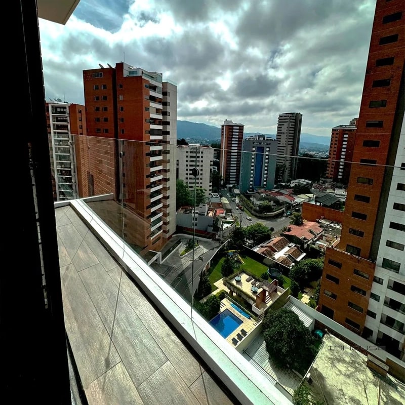 APARTAMENTO EN VENTA EN ZONA 14 EN NIVEL ALTO - 7