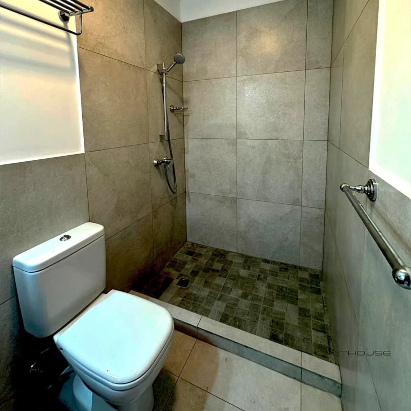 APARTAMENTO EN VENTA EN ZONA 14 EN NIVEL ALTO - 4