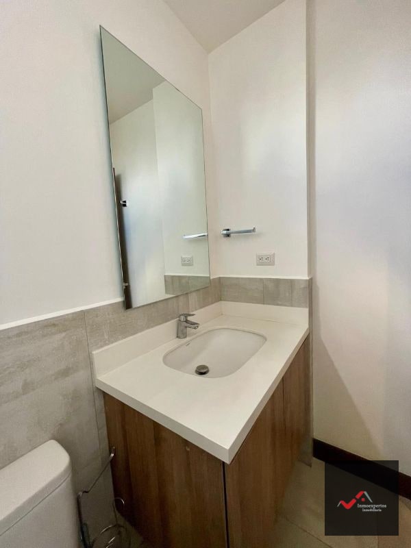 APARTAMENTO EN VENTA ZONA 14 CASA CAÑADA - 5
