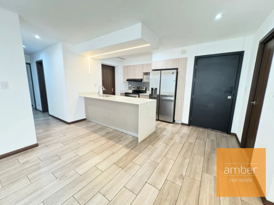 Apartamento con jardín en San Isidro 2021, zona 16 - 11