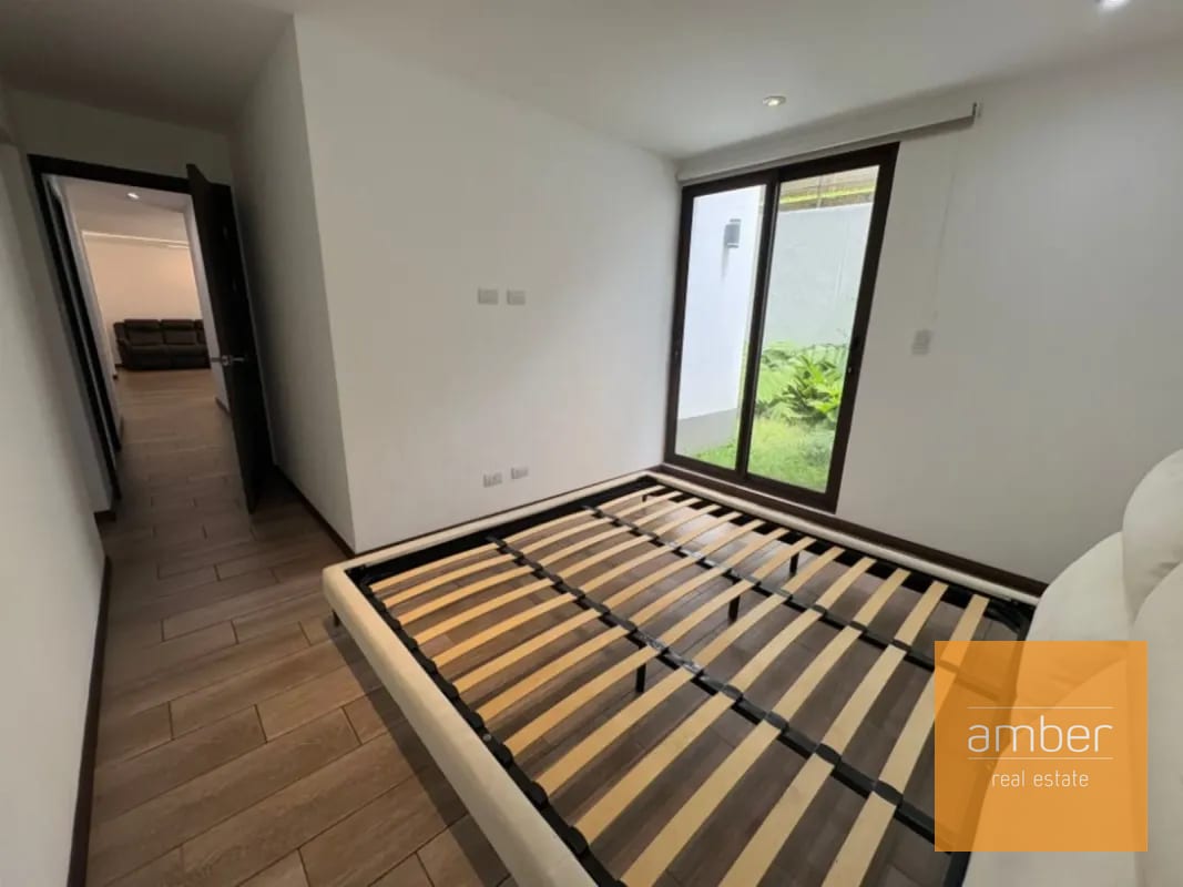 Apartamento con jardín en San Isidro 2021, zona 16 — Apartamento en Venta en San Isidro 20/21, Zona 16, Guatemala, Ciudad — foto 9 de 13
