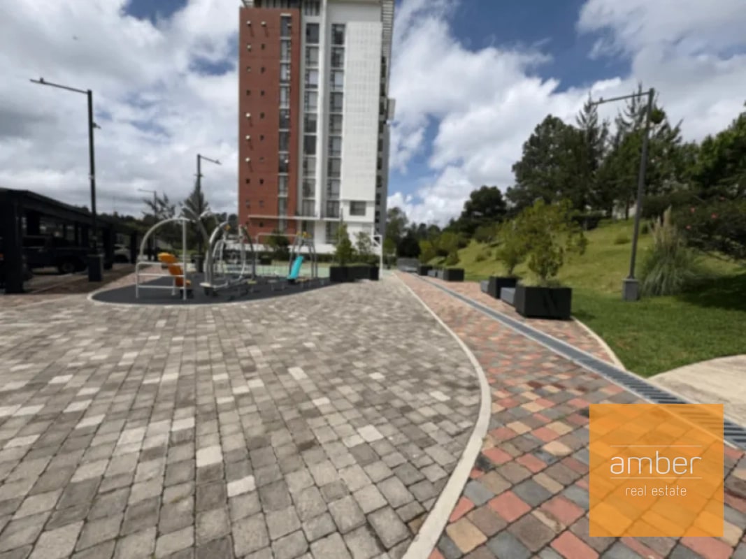 Apartamento con jardín en San Isidro 2021, zona 16 - 2