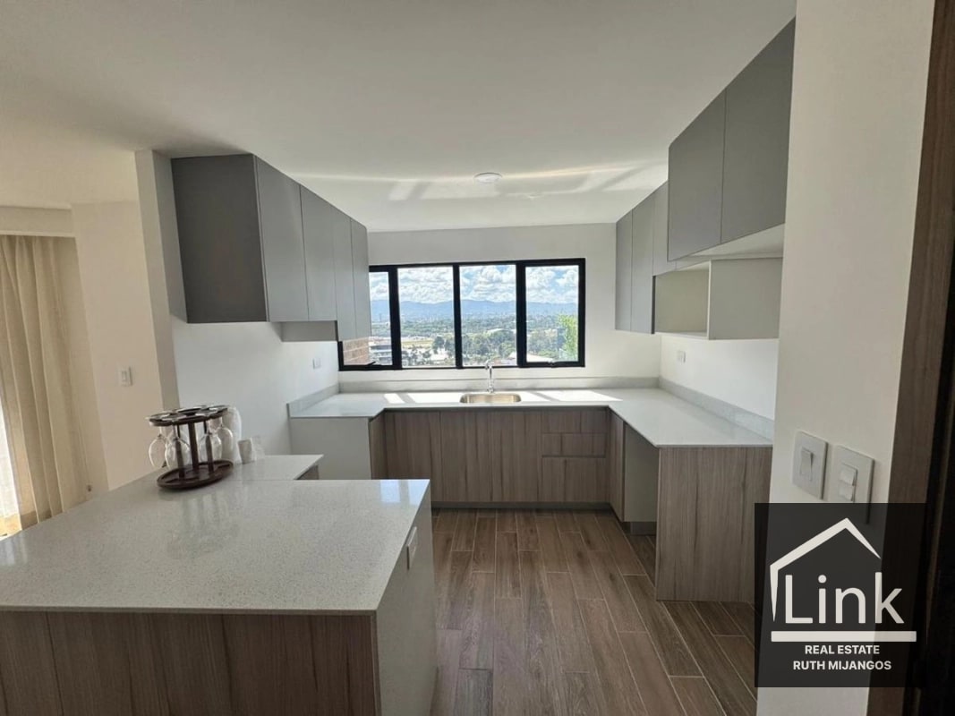 Alquiler de Apartamento zona 14 PARQUE 14 - 11