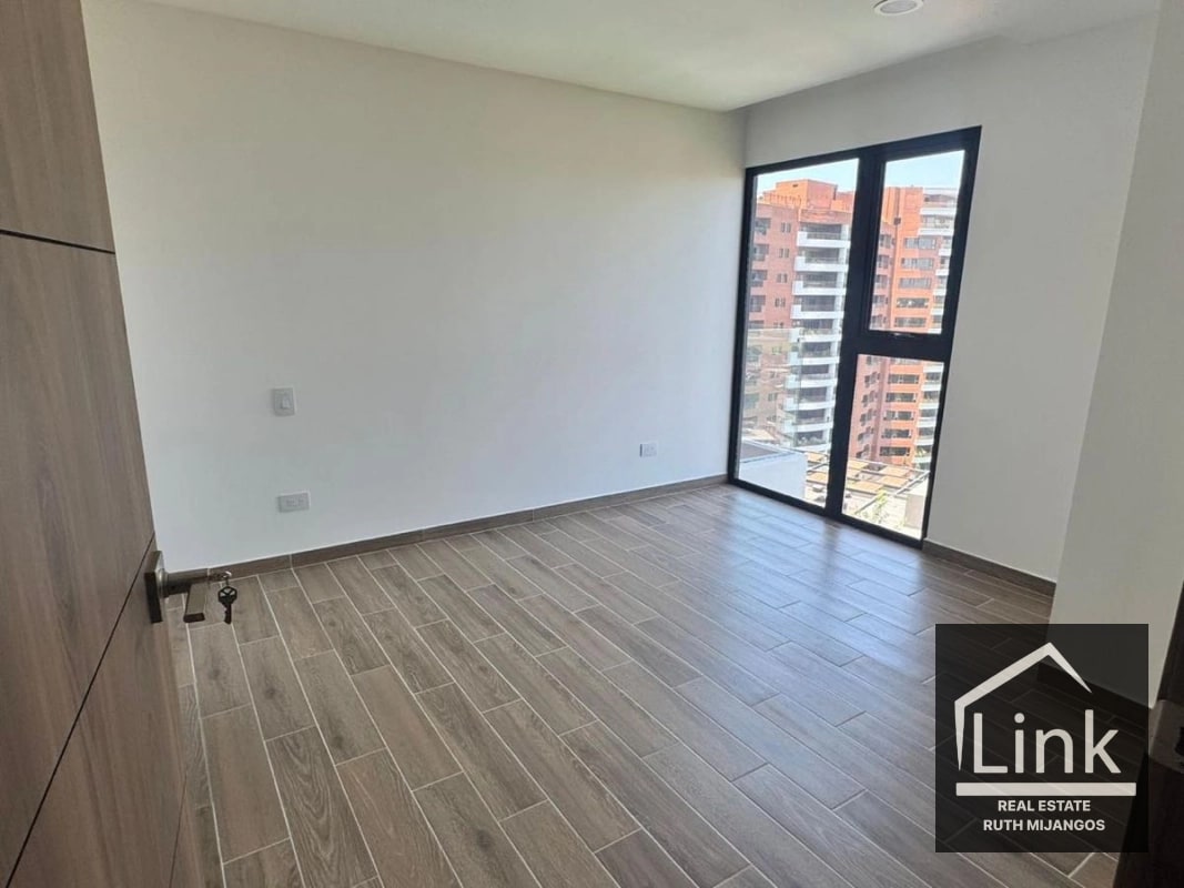 Alquiler de Apartamento zona 14 PARQUE 14 - 5