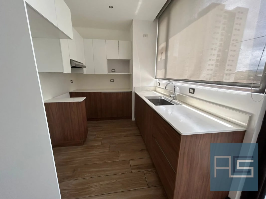 Apartamento en Venta, zona 10 cerca de Oakland Mall, La Estación, Diagonal 6 - 12