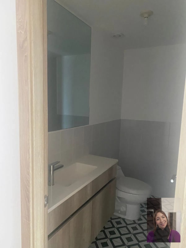 APARTAMENTO EN RENTA 3 HABITACIONES VIVO 4 - 8