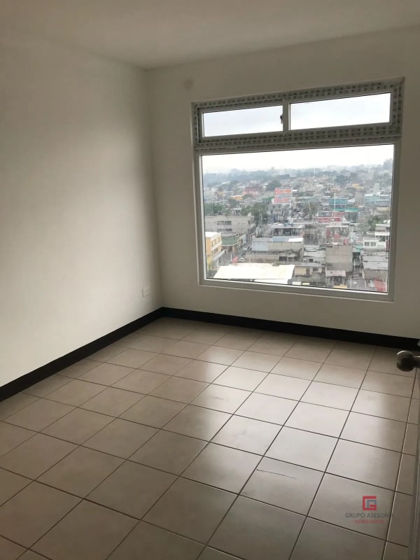 Venta apartamento Torre Martí zona 6 - 7