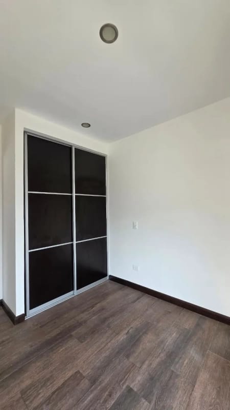 Apartamento en venta en zona 16 nivel bajo — Apartamento en Venta en Zona 16, Guatemala, Ciudad — foto 5 de 15