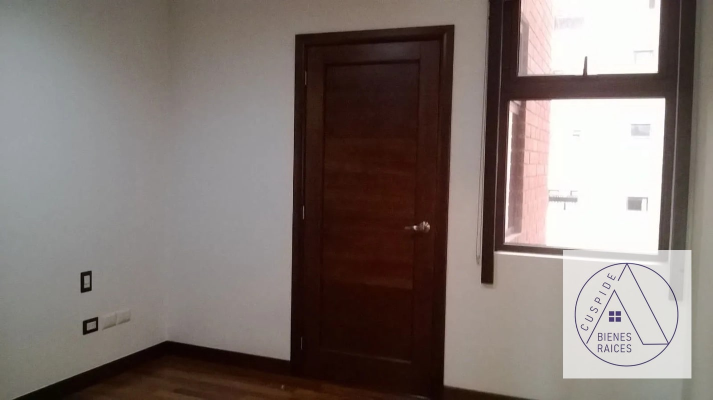Zona 10 Edificio Mirafiori Hermoso apartamento en Venta. - 7