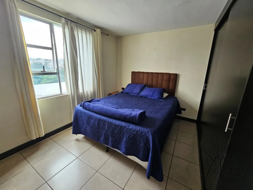 Apartamento en Vertical zona 13 - 7
