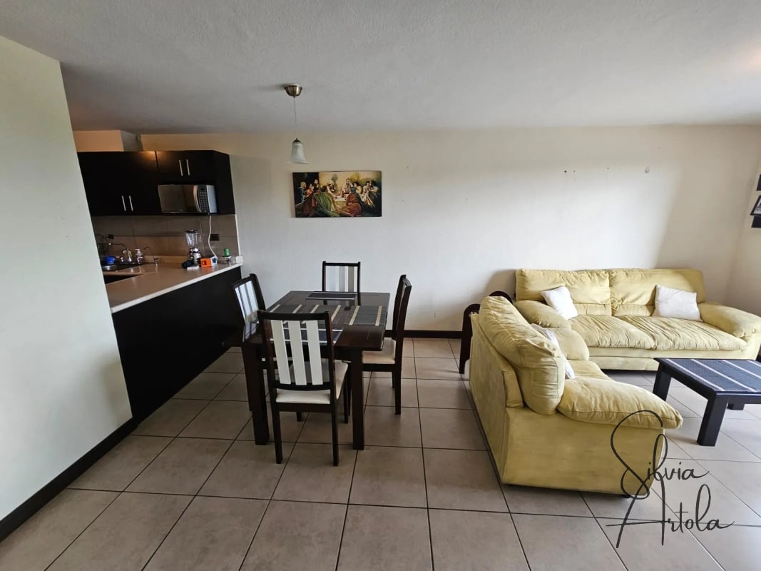 Apartamento en Vertical zona 13 - 4