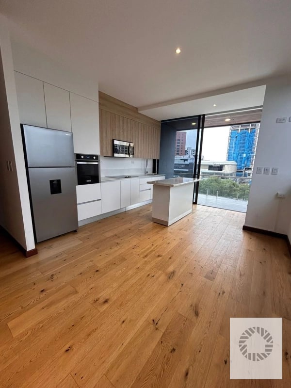 VENDO APARTAMENTO VHISTA ZONA 15 - 3