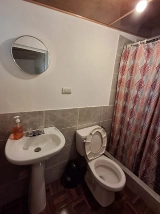 Apartamento / Estudio en Renta - San Bartolomé Milpas Altas — Apartamento en Alquiler en San Bartolomé Milpas Altas, Sacatepéquez — miniatura 5 de 10