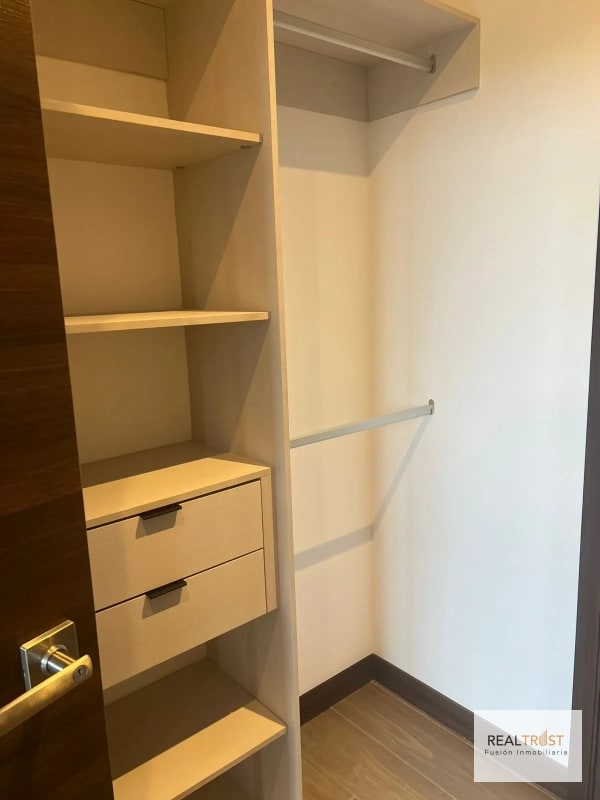 Apartamento en renta Spazio zona 15 - 12