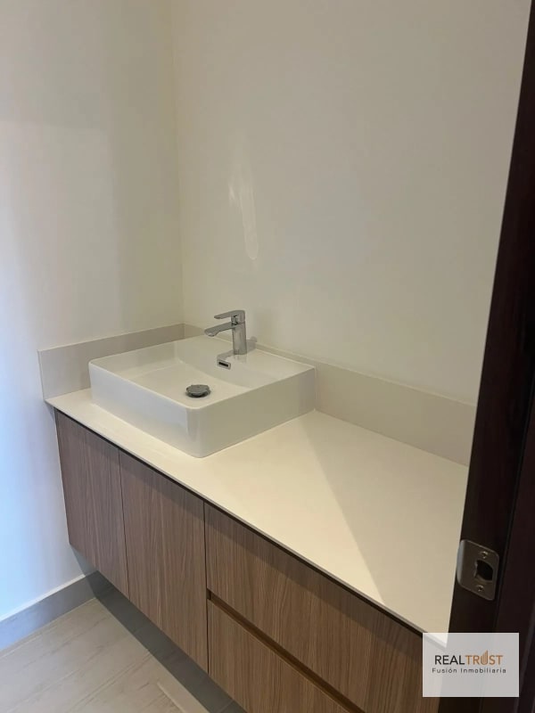 Apartamento en renta Spazio zona 15 - 11