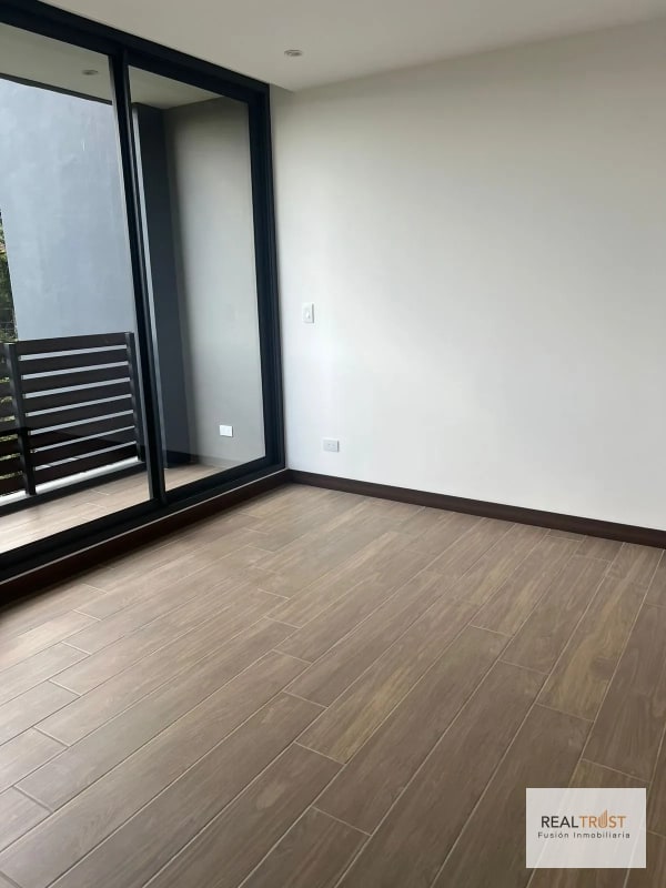 Apartamento en renta Spazio zona 15 - 7