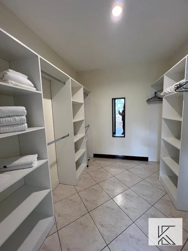 Hermoso Apartamento en Venta en Milenia sin muebles - 3