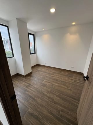 Apartamento en Alquiler | Vila Quince | Zona 15 | Vista Hermosa 2 | Moderno y cómodo — Apartamento en Alquiler en Vila Quince, Zona 15, Guatemala, Ciudad — miniatura 4 de 7