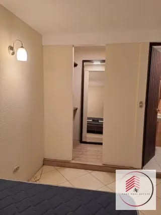 RENTA DE céntrico apartamento de una habitación en zona 10 a una cuadra de Oakland Mall diagonal 6 — Apartamento en Alquiler en Zona 10, Guatemala, Ciudad — miniatura 11 de 17