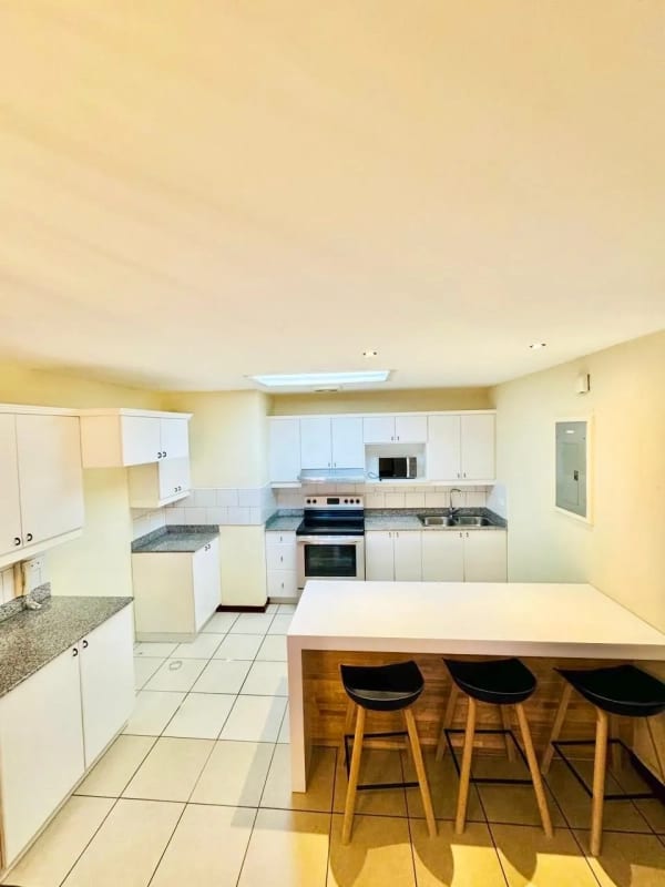 Vendo Apartamento Zona 10 — Apartamento en Venta en Real de la Villa, Zona 10, Guatemala, Ciudad — foto 12 de 12