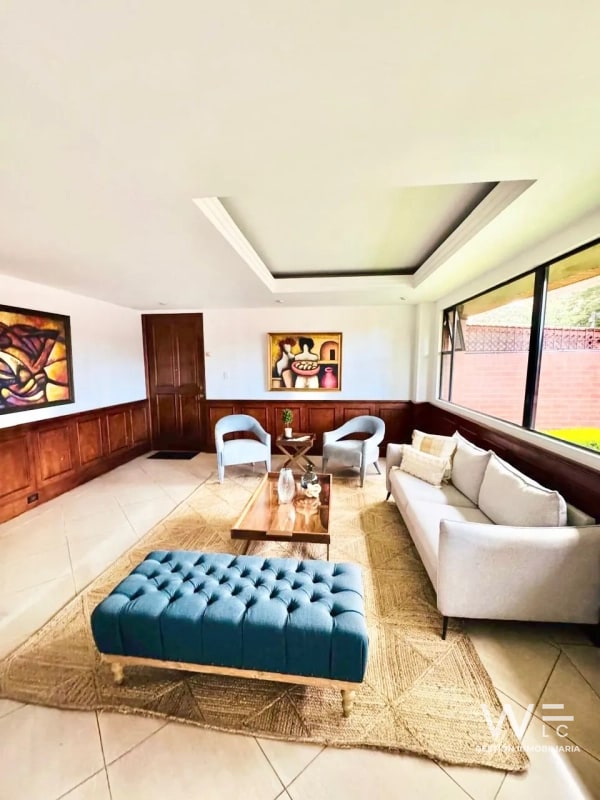 VENDO APARTAMENTO ZONA 10 - 5