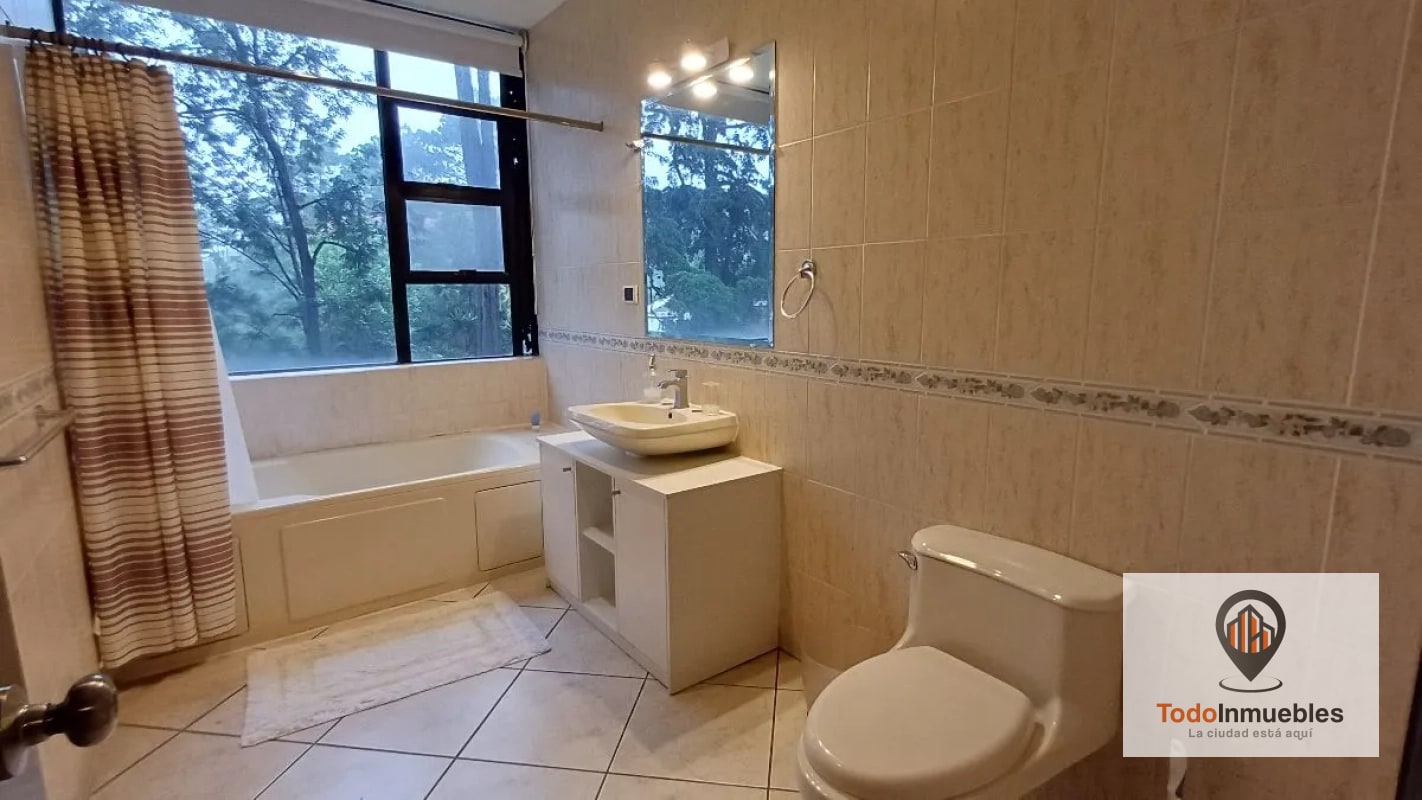 Apartamento Amueblado de 198 m2 en Renta en Milenia - 14