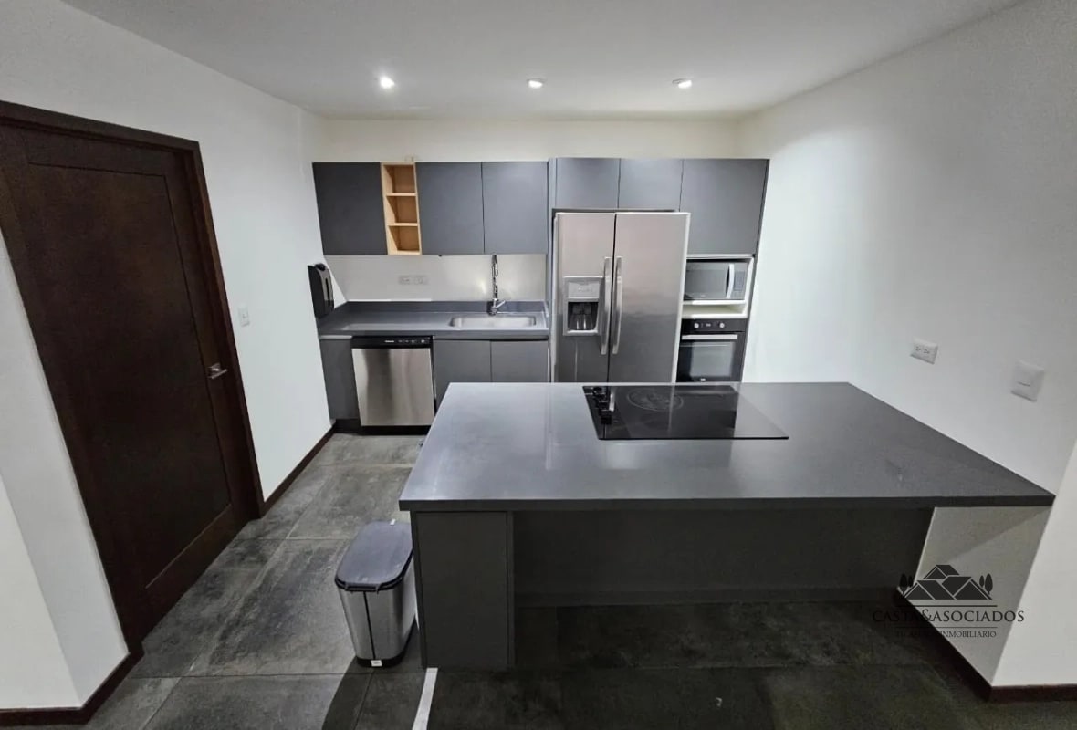 APARTAMENTO EN VENTA ZONA 14 - 2