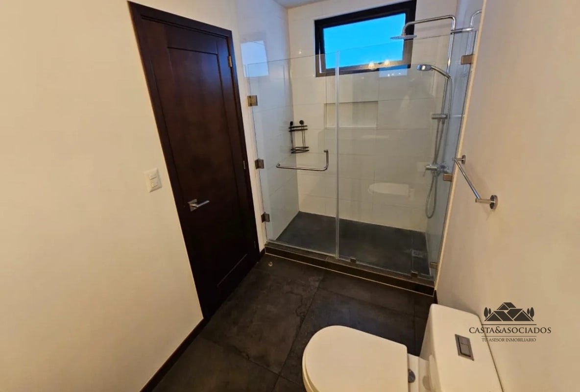 APARTAMENTO EN VENTA ZONA 14 - 4