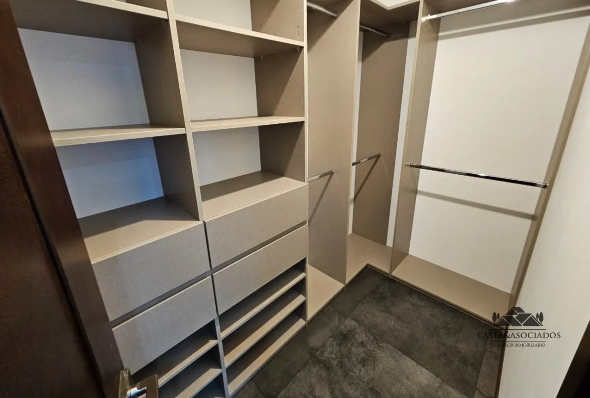 APARTAMENTO EN VENTA ZONA 14 - 5