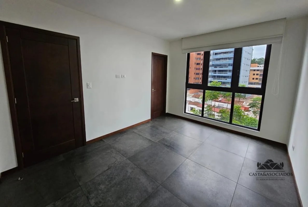 APARTAMENTO EN VENTA ZONA 14 - 12