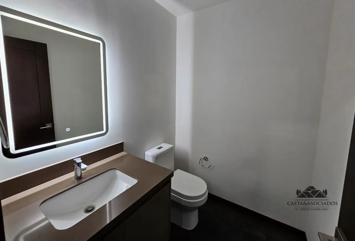 APARTAMENTO EN VENTA ZONA 14 - 13