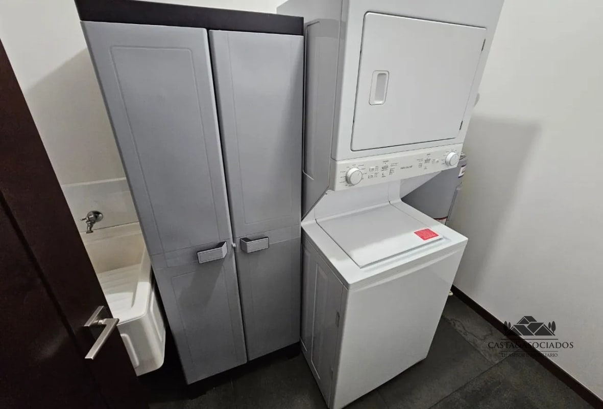 APARTAMENTO EN VENTA ZONA 14 - 14