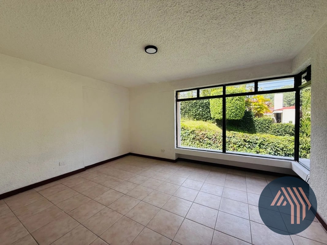 ALQUILER DE APTO. TIPO TOWNHOUSE - LA SOLANA, ZONA 15 - 9